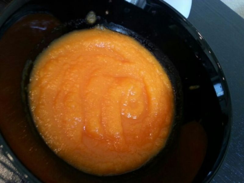 Karottenbrei für den Beikoststart