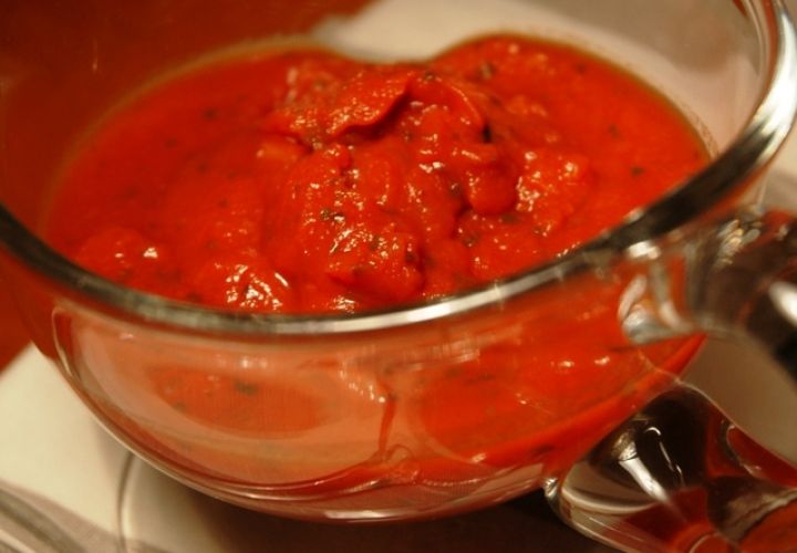 Tomatensauce-Grundrezept (vegetarisch)