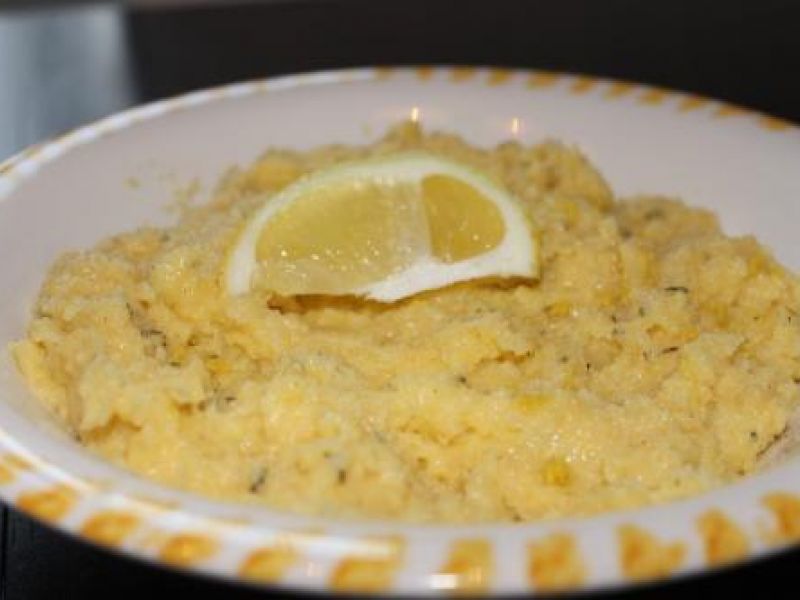 Zitronenpolenta