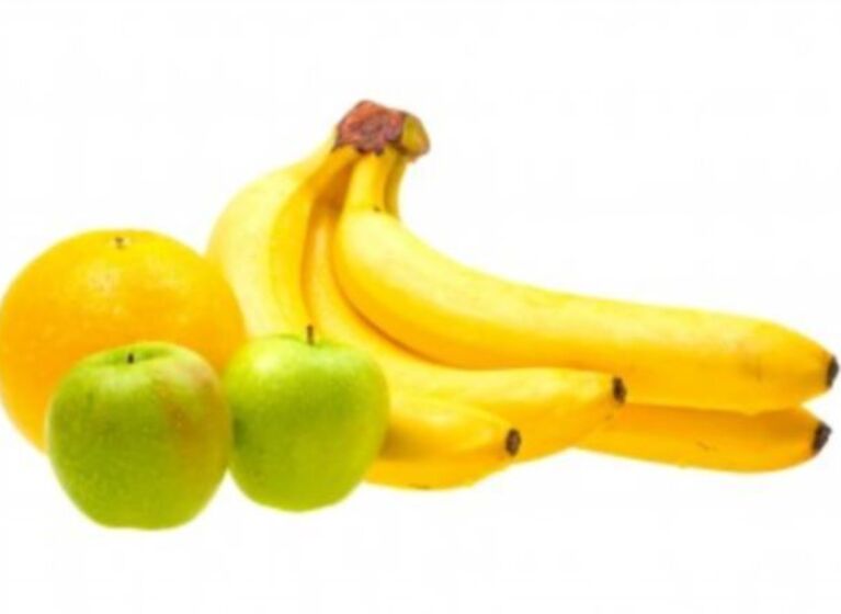 Bananen-Apfelbrei mit Orangensaft