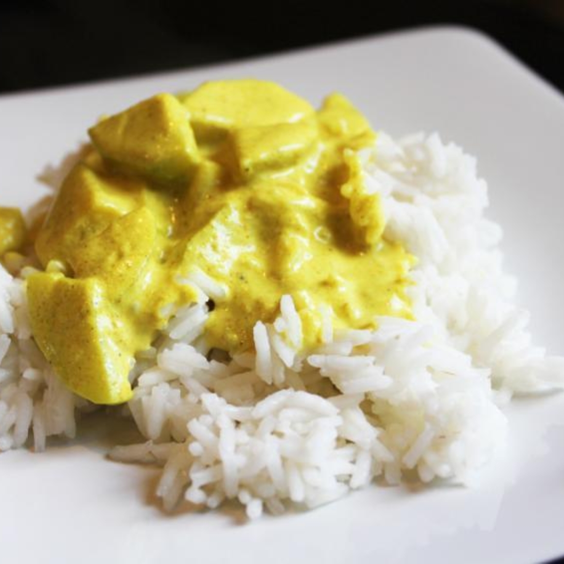 Curry Reis mit Zucchetti