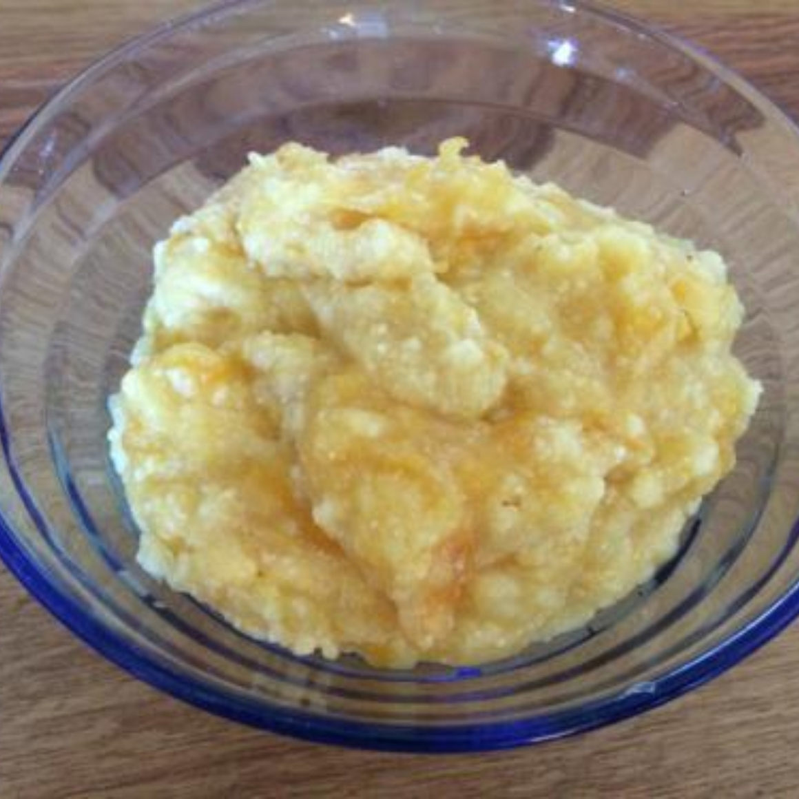 Apfel-Aprikosen-Brei mit Hirse