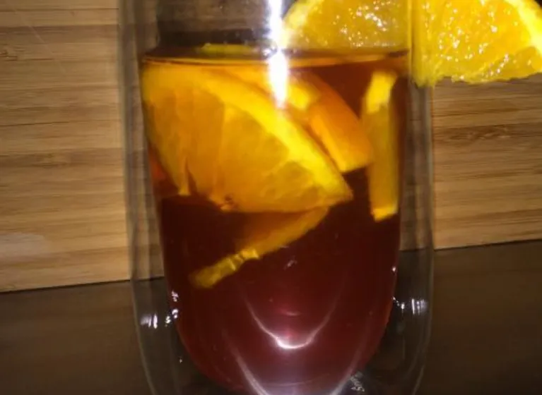 Rooibos-Tee mit Orangen