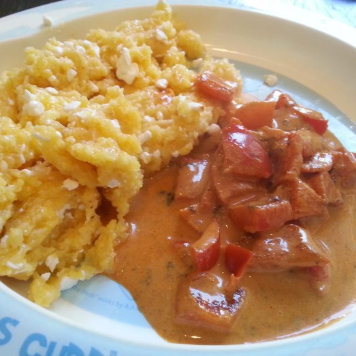 Polentabrei mit Paprika