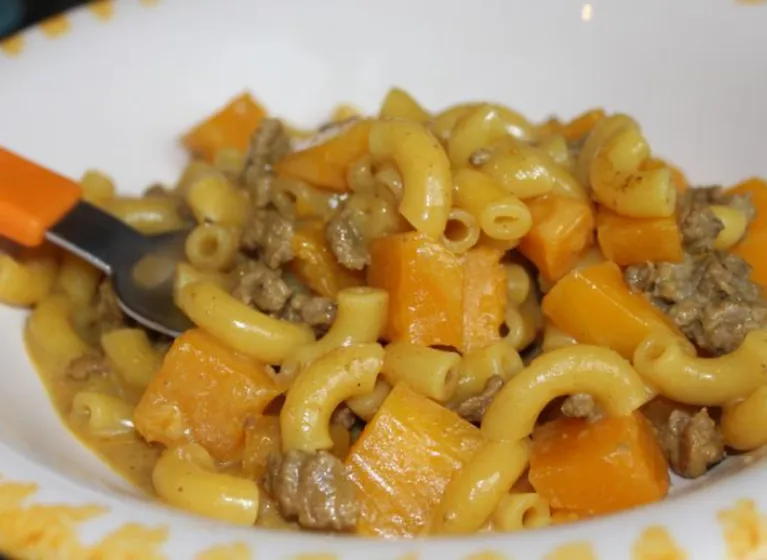 Nudeleintopf mit Kürbis