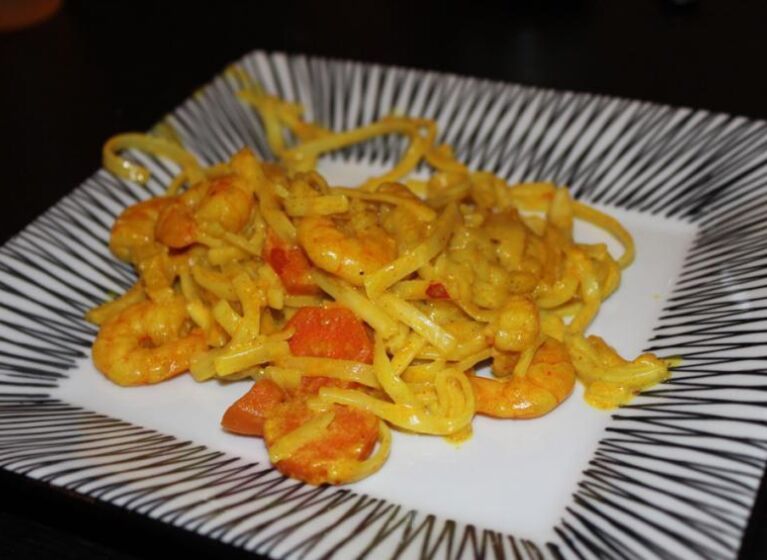 Nudelpfanne mit Crevetten