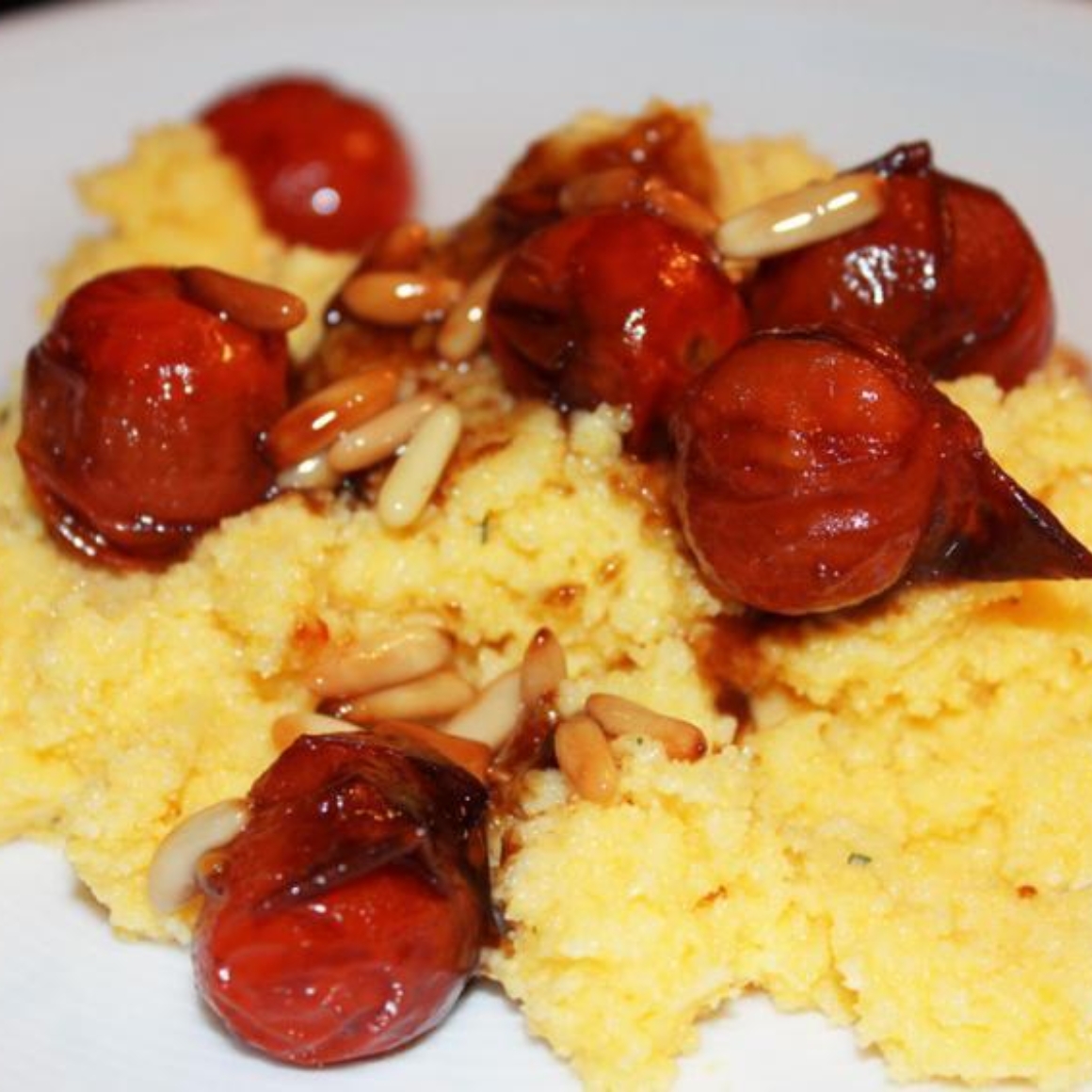 Polenta mit Cherrytomaten