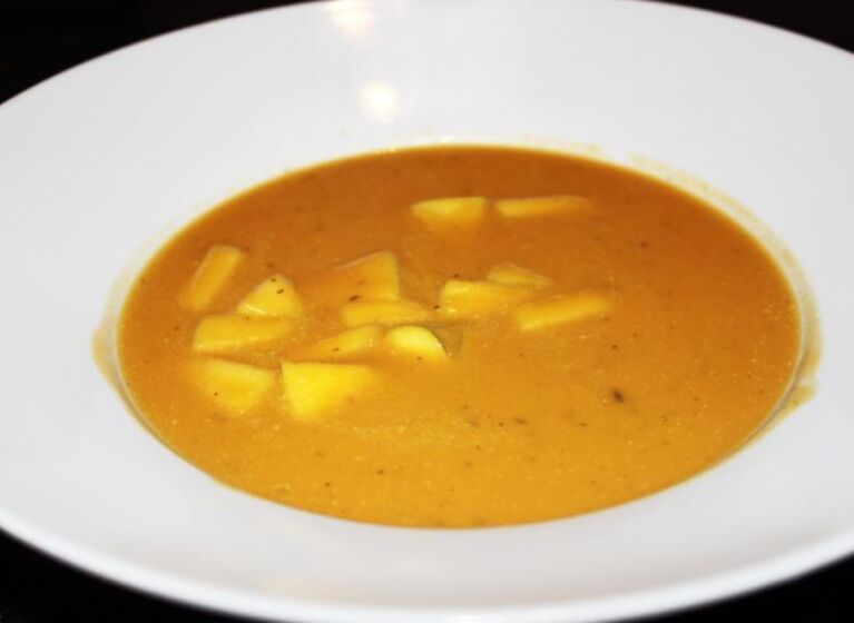 Süsskartoffel-Apfel-Suppe