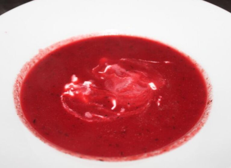 Rote Beete Apfelsuppe