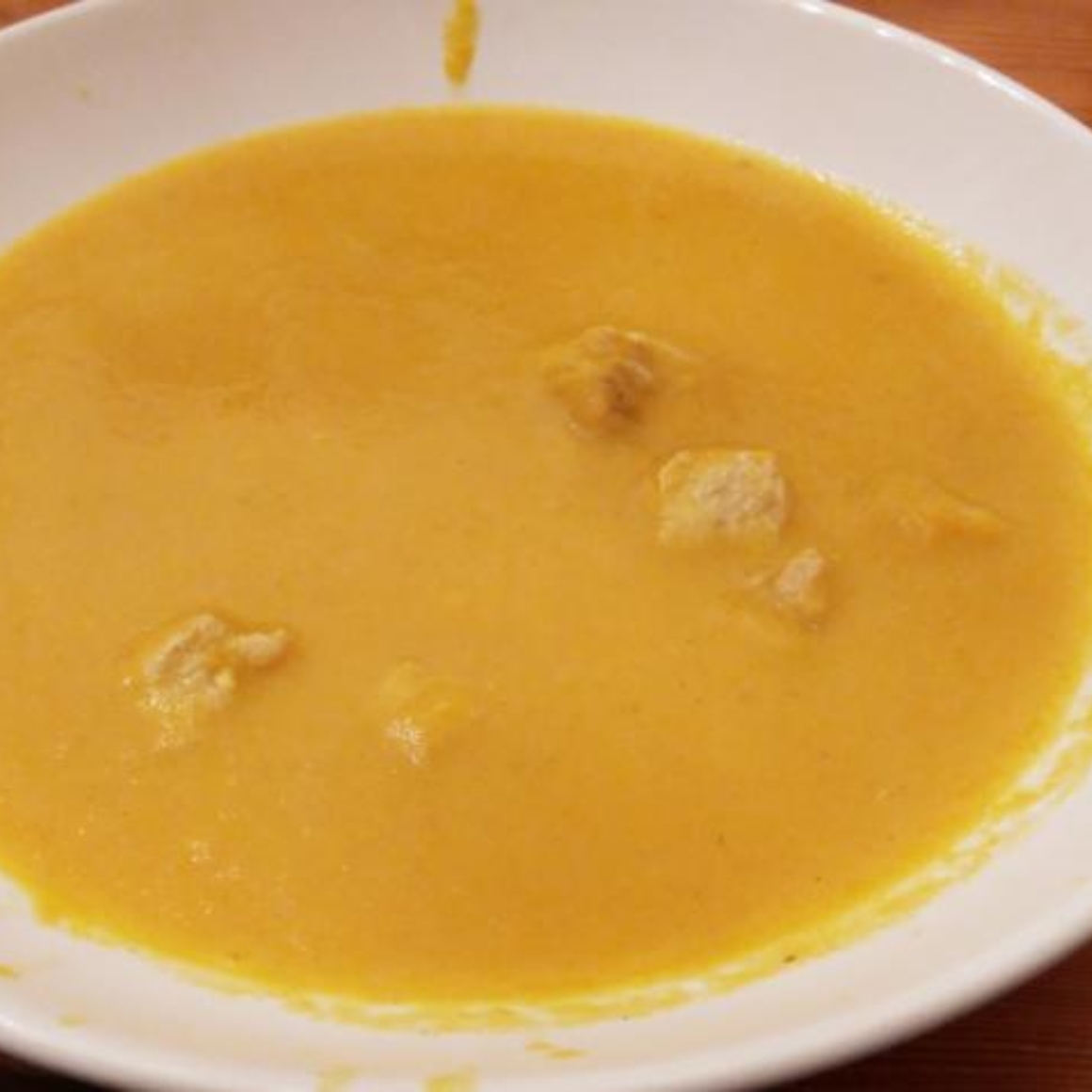 gelbe Paprikasuppe